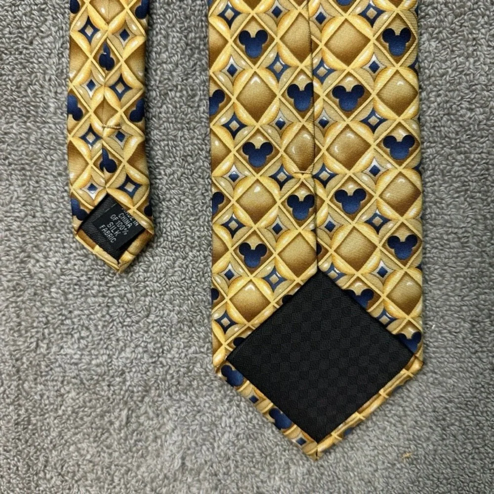 Disney Parks Mickey Mouse Gold Navy Geometric Diamond 100% Silk Mens Necktie Tie